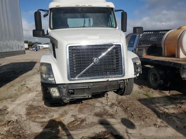 2016 Volvo VNL Semi Truck