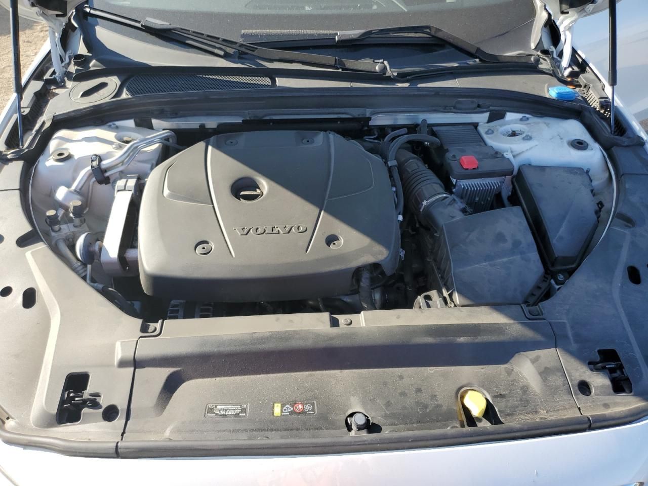 2020 Volvo S90 T6 Momentum