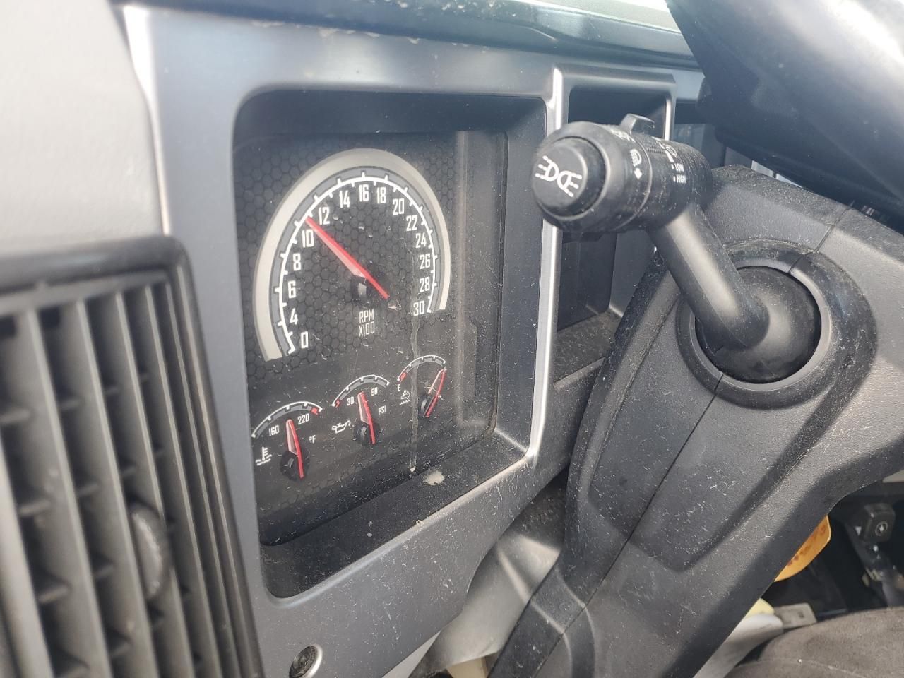 2022 Mack Anthem Semi Truck