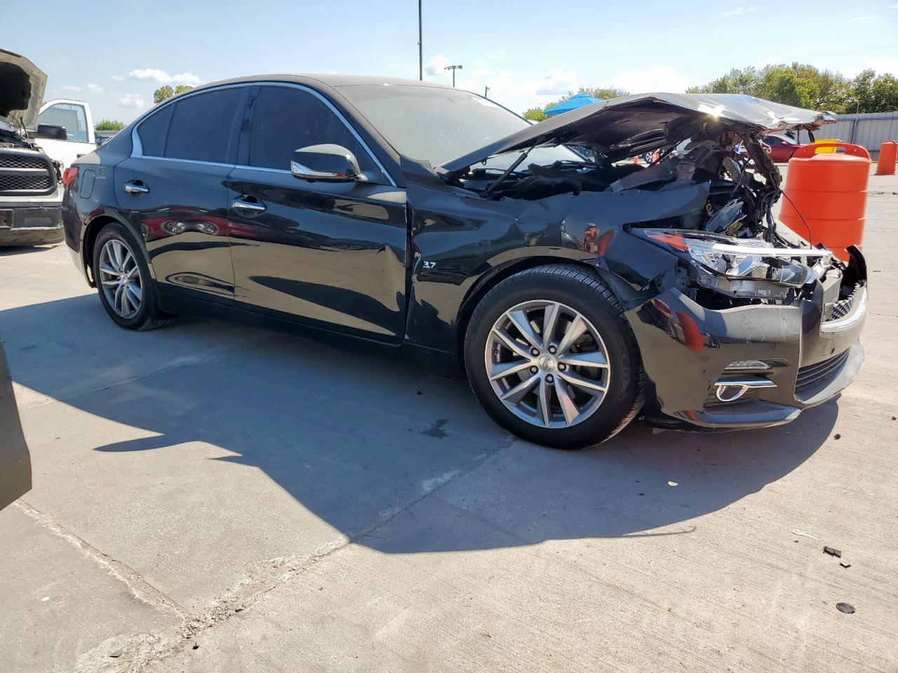 2014 Infinity Q50