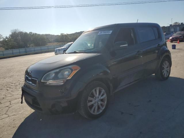 2013 KIA Soul +