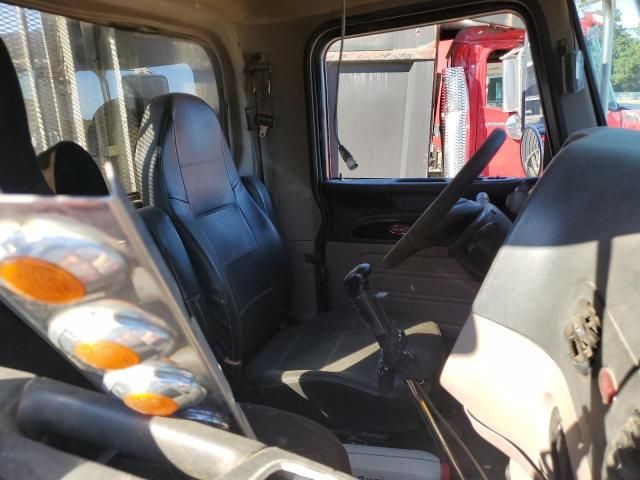 2015 Peterbilt 389 Semi Truck