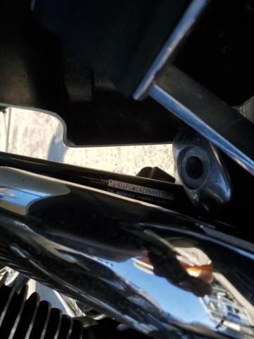 2002 Harley-Davidson Flhtcui