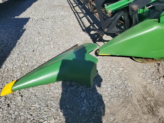 2004 John Deere 630F Flex Head