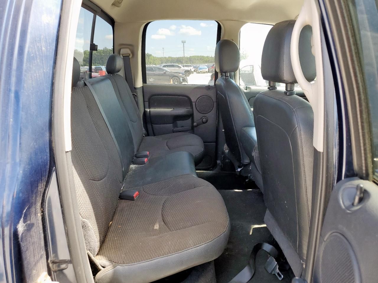 2005 Dodge Ram 1500 st