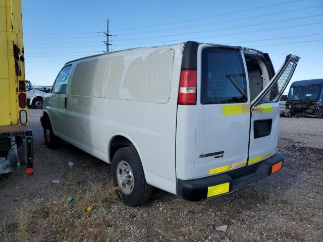 2016 Chevrolet Express G2500