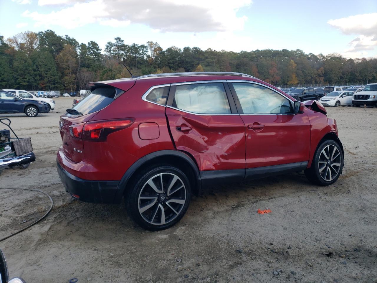 2017 Nissan Rogue Sport sl