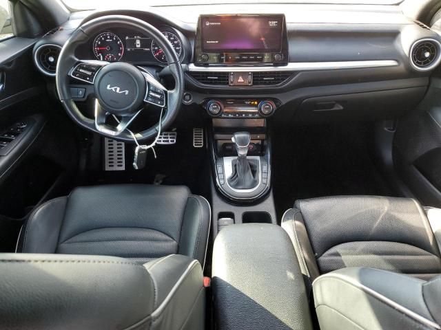 2022 KIA Forte GT Line