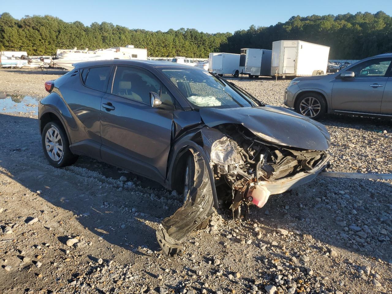 2020 Toyota C-hr xle