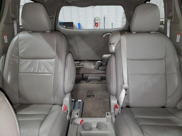 2018 Toyota Sienna XLE