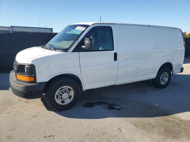 2016 Chevrolet Express G2500