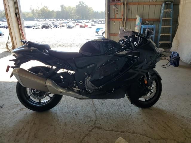 2025 Suzuki GSX1300 RR