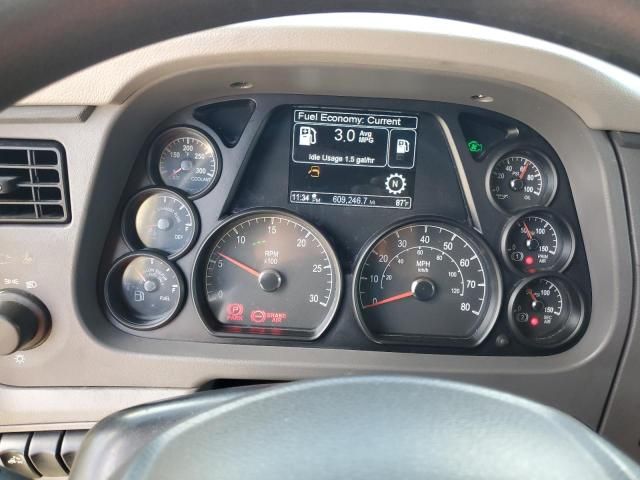 2017 Peterbilt 579