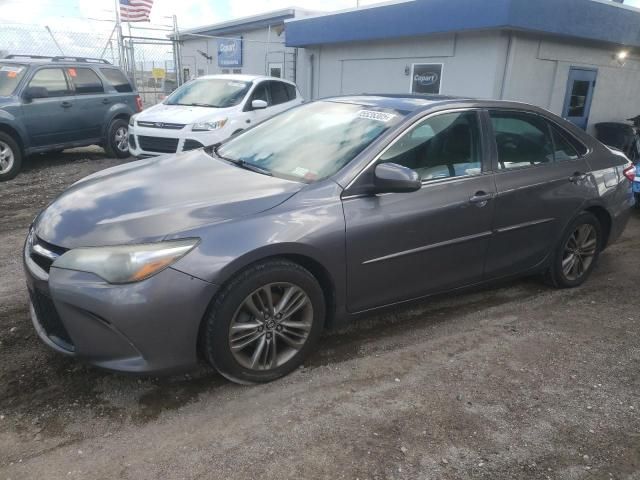 2016 Toyota Camry le