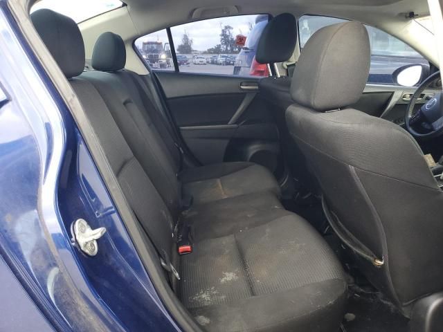 2013 Mazda 3 I