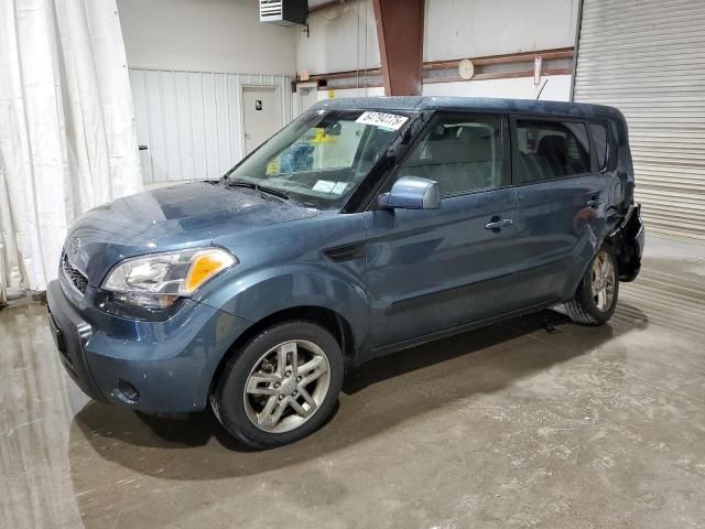 2011 KIA Soul +