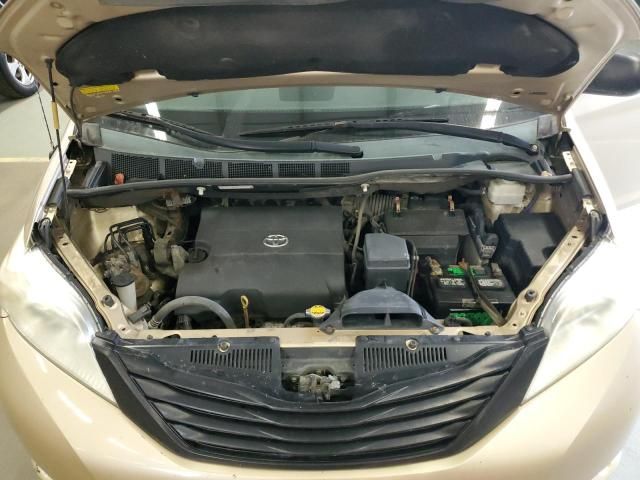 2013 Toyota Sienna
