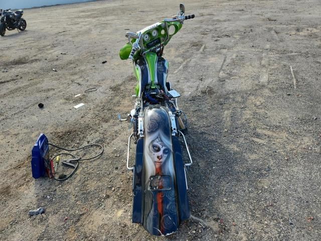 2011 Harley-Davidson Flhx