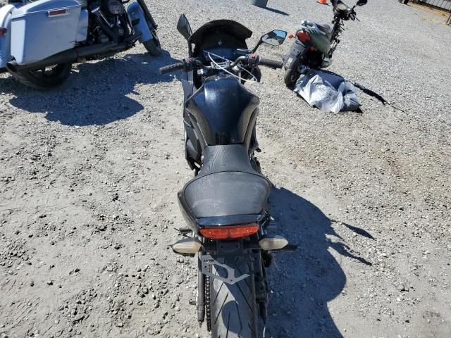 2009 Kawasaki EX650 C
