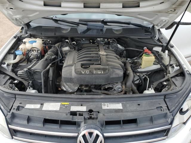 2014 Volkswagen Touareg V6