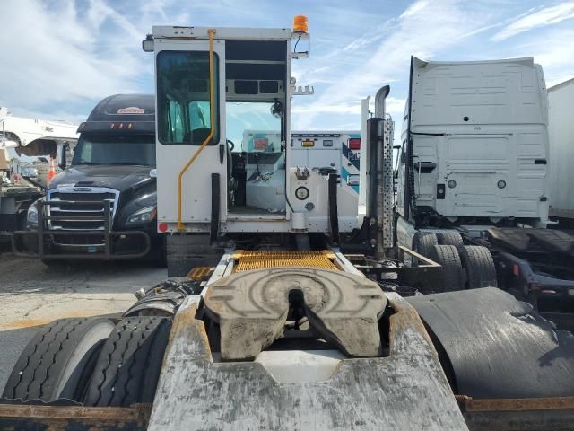 2021 Capt TJ5000 Yard Truck