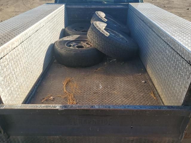 2004 GMC Sierra K2500 Heavy Duty