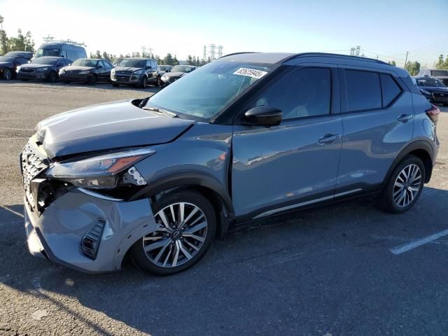 2023 Nissan Kicks sr
