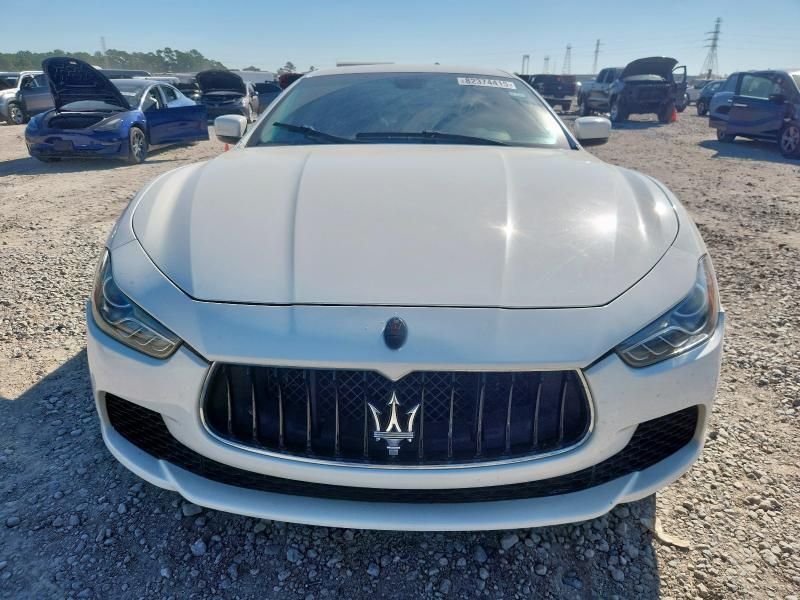 2016 Maserati Ghibli