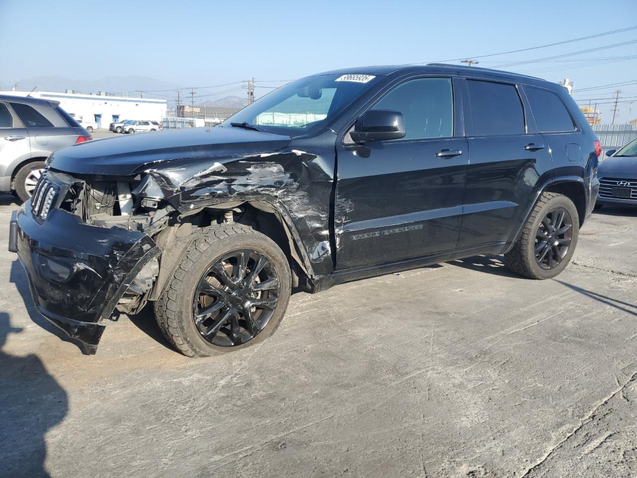 2020 Jeep Grand Cherokee Laredo