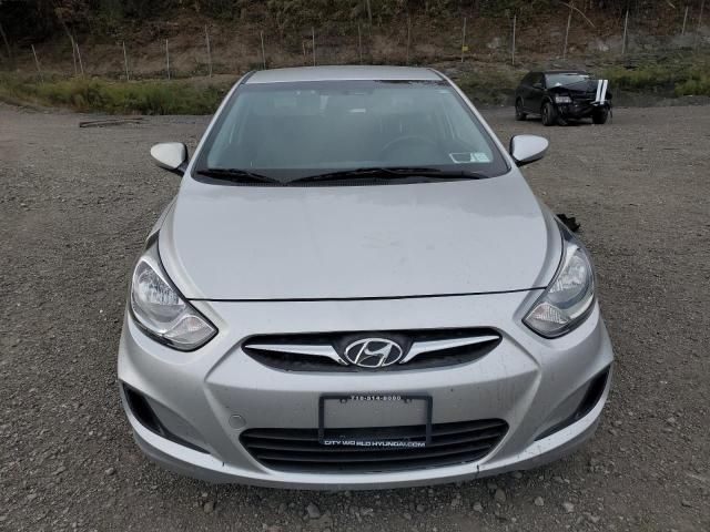 2013 Hyundai Accent GLS