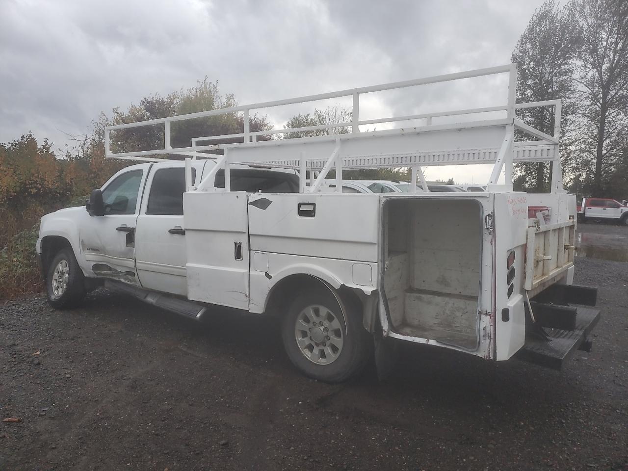 2013 GMC Sierra Utility / Service Truck