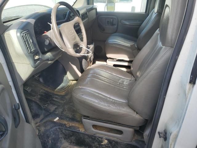 2000 Chevrolet Express G3500