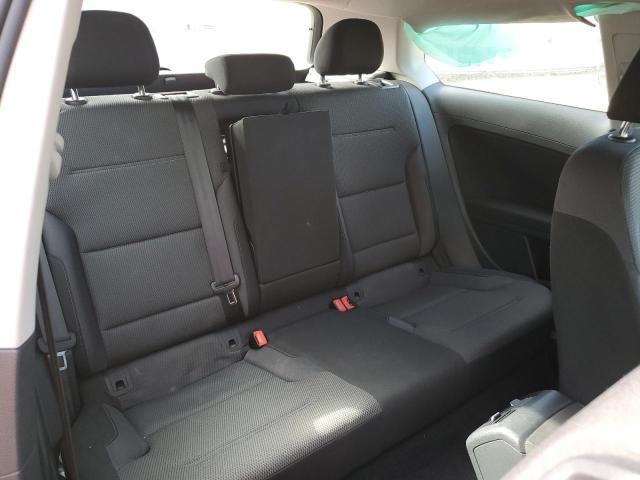 2016 Volkswagen Golf Base / s