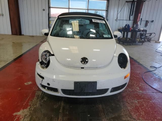 2007 Volkswagen New Beetle Triple White
