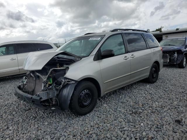 2010 Toyota Sienna CE