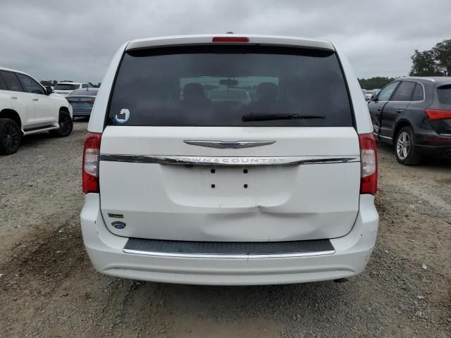 2016 Chrysler Town & Country Touring