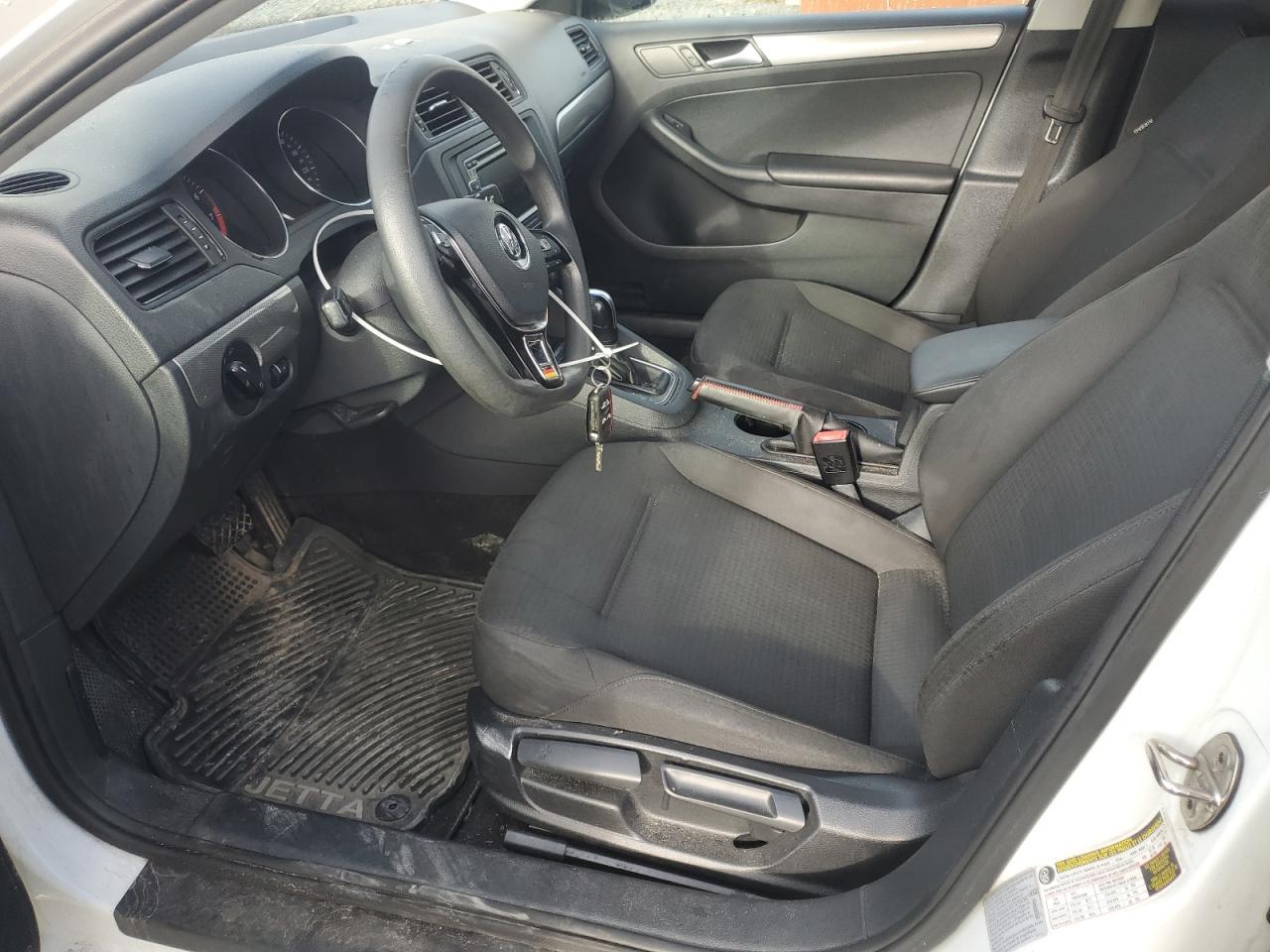 2015 Volkswagen Jetta Base