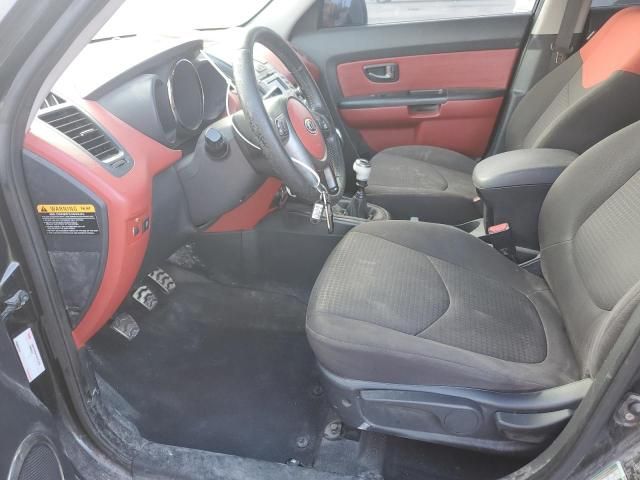 2010 KIA Soul +