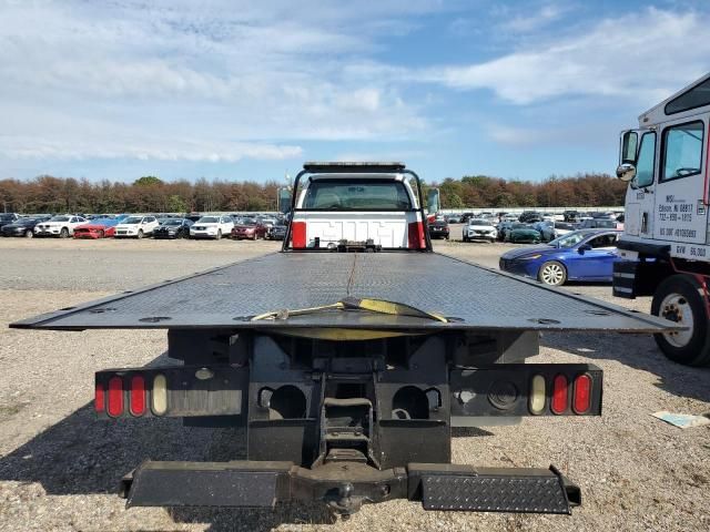 2004 Ford F650 Super