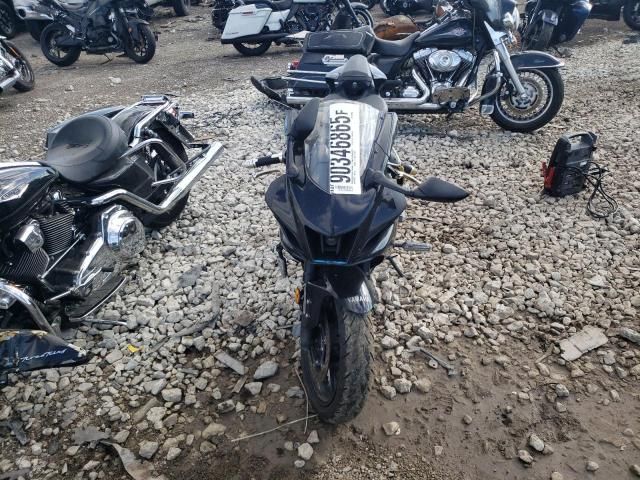2022 Yamaha YZFR7