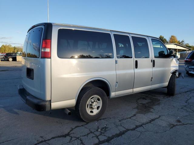 2015 Chev Express G3500 ls