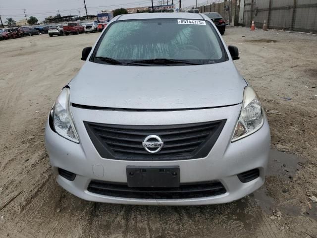 2013 Nissan Versa S