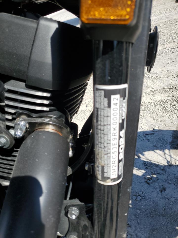 2024 Honda VT750 C2B