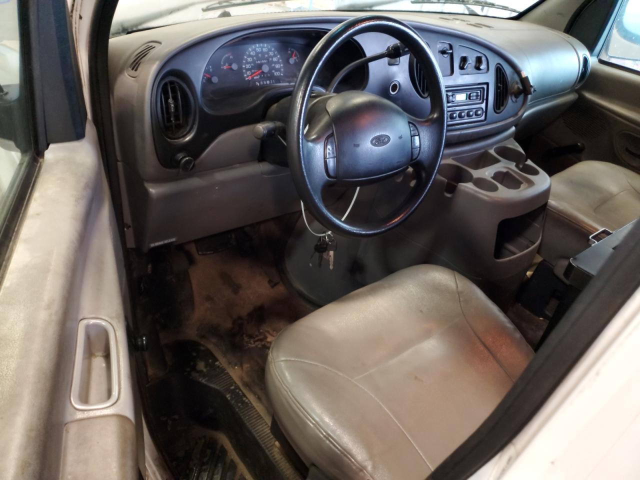 2000 Ford Econoline E350 Super Duty Van