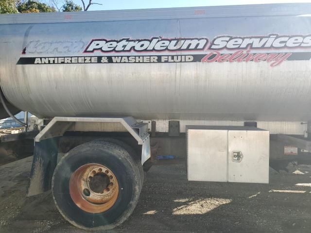 2007 International 4300 Tank Truck