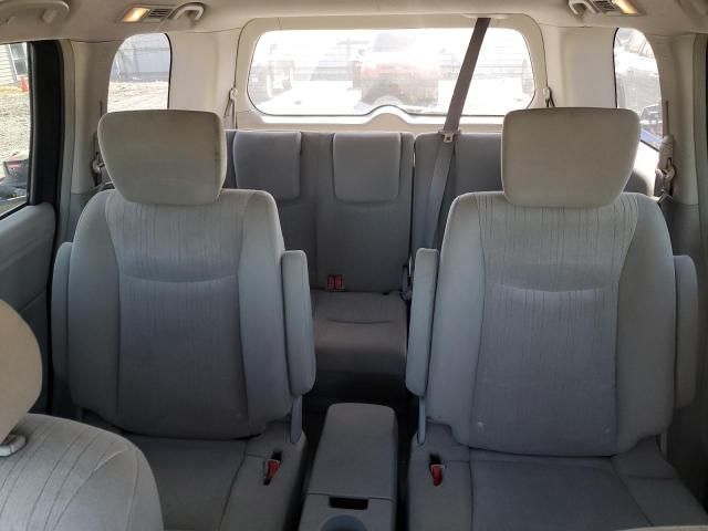 2014 Nissan Quest s