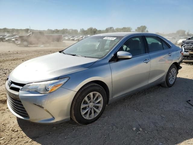 2015 Toyota Camry le