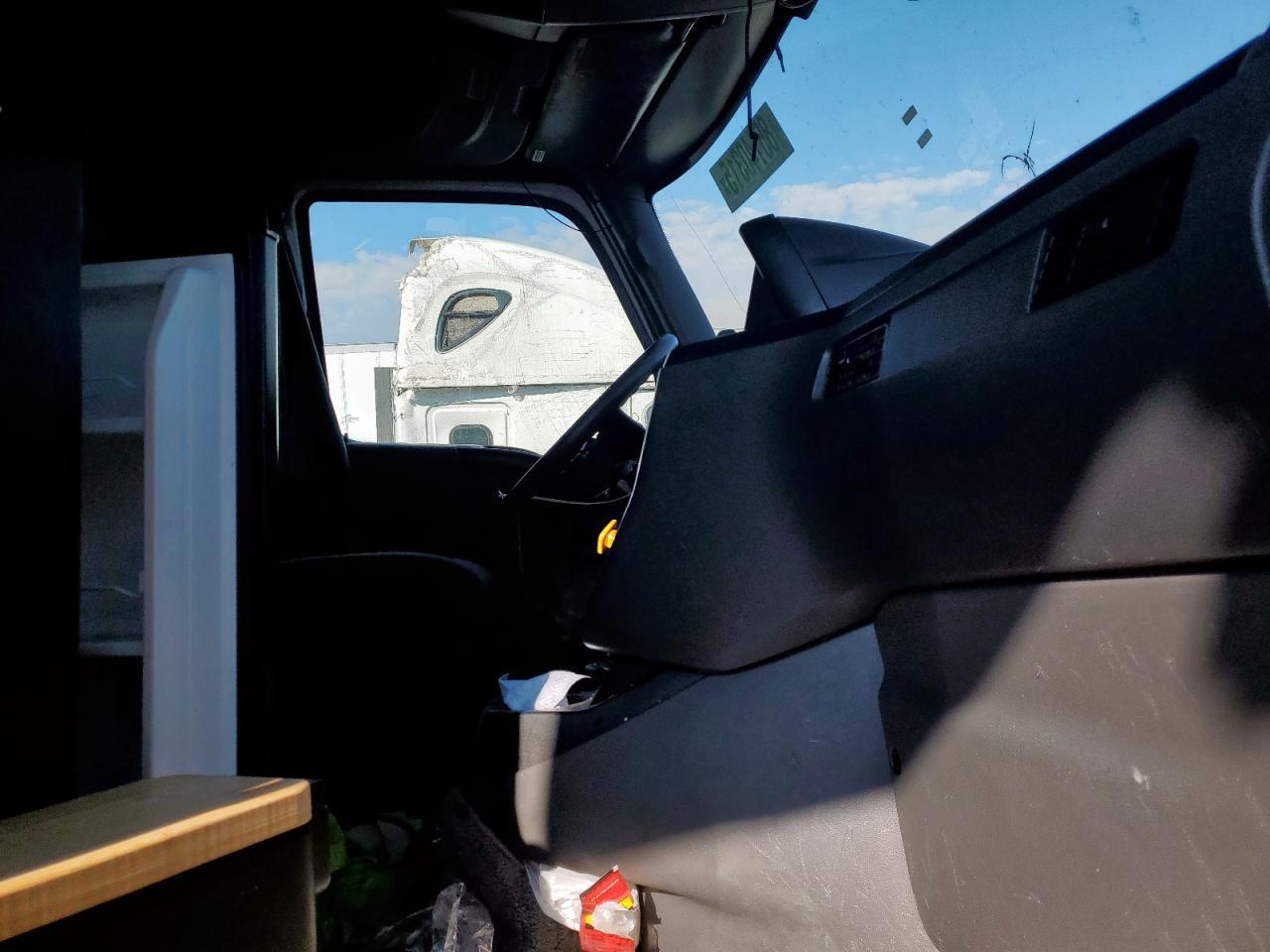 2020 International LT625 Semi Truck