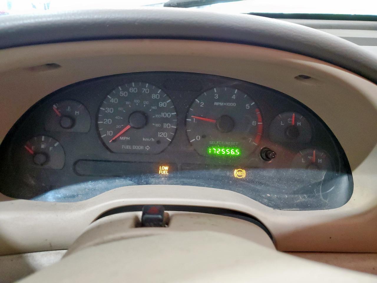 2001 Ford Mustang