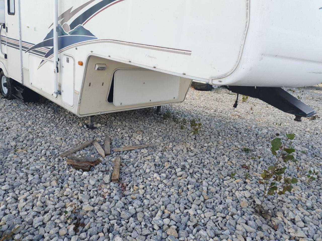 2000 Keystone Montana 2850RK